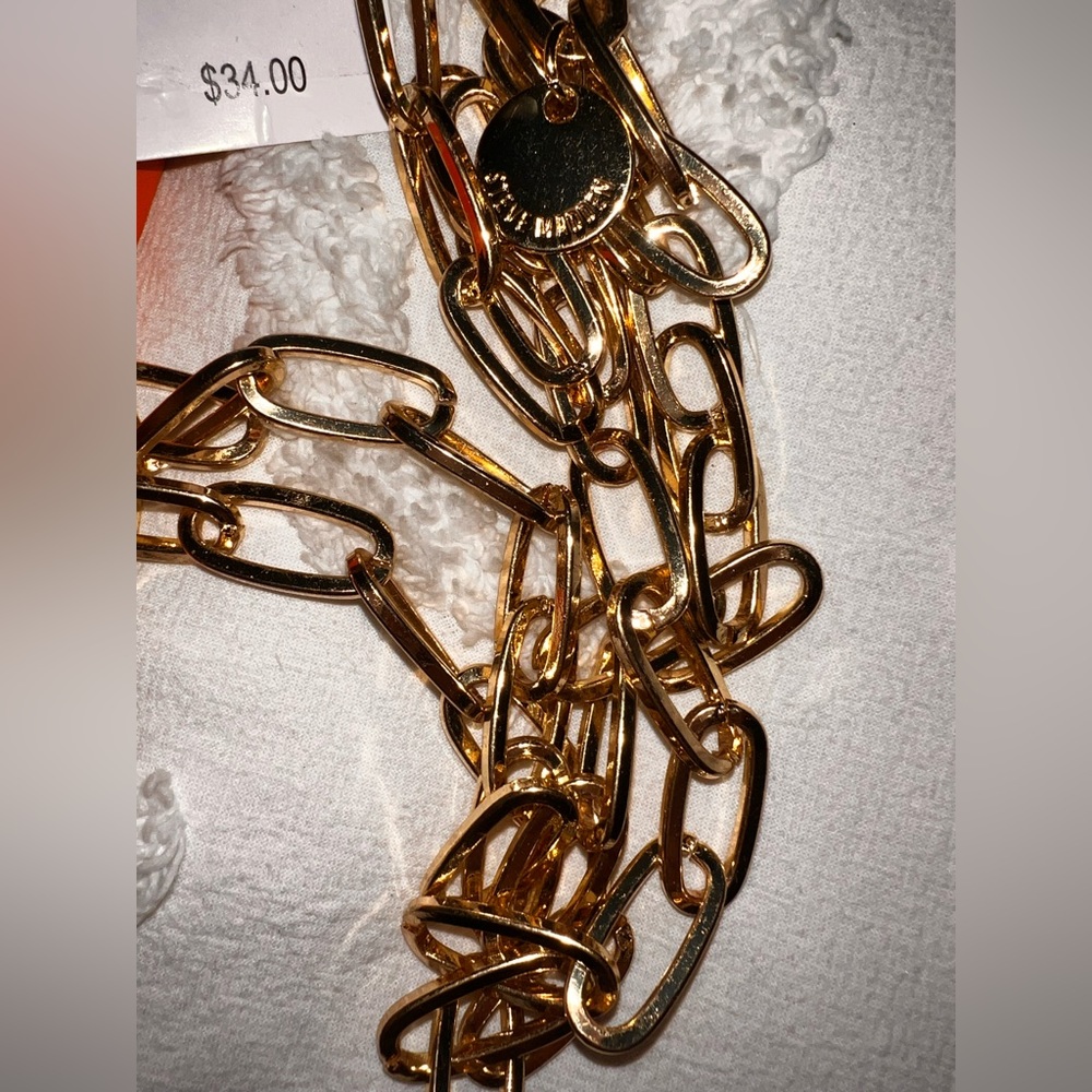 Steve Madden NWT gold belt with size S/M CLIPS